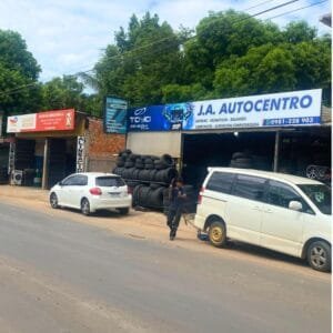 TIENDA DE NEUMÁTICOS ALIADA J.A AUTOCENTRO LIMPIO