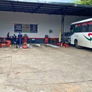 TIENDADE NEUMÁTICOS AUTOCENTRO CAPIATÁ